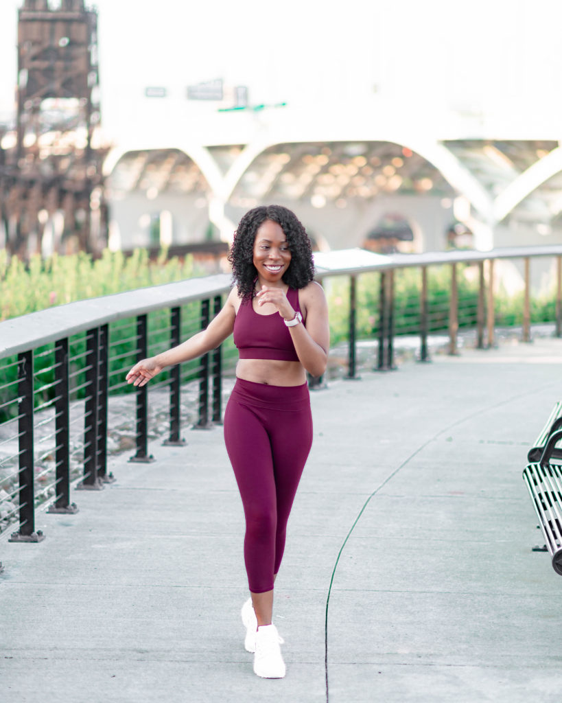 Fabletics + Chill 2-Piece Outfit